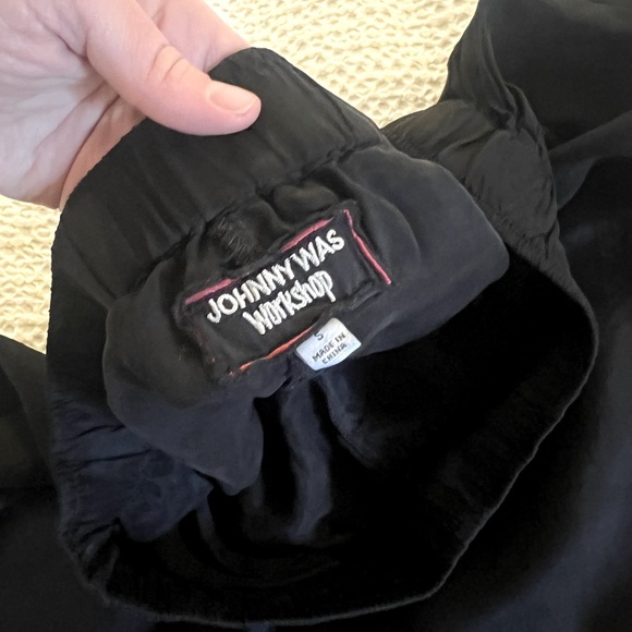 Johnny Was silky joggers - Picture 4 of 4